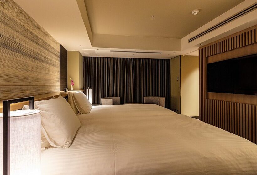 디럭스 스위트, Nikko Fukuoka