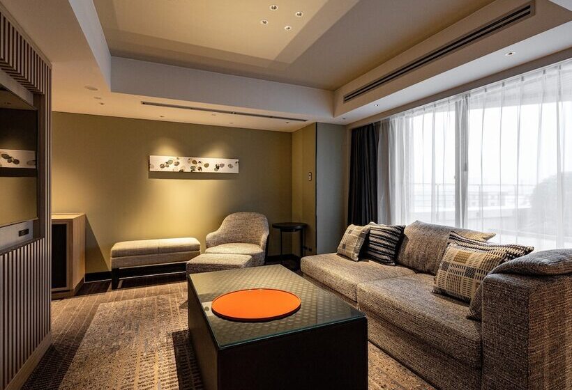 디럭스 스위트, Nikko Fukuoka