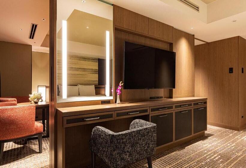 스위트, Nikko Fukuoka