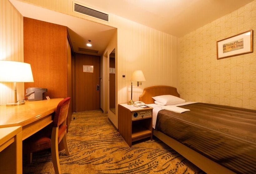 Номер Economy, Okura Niigata