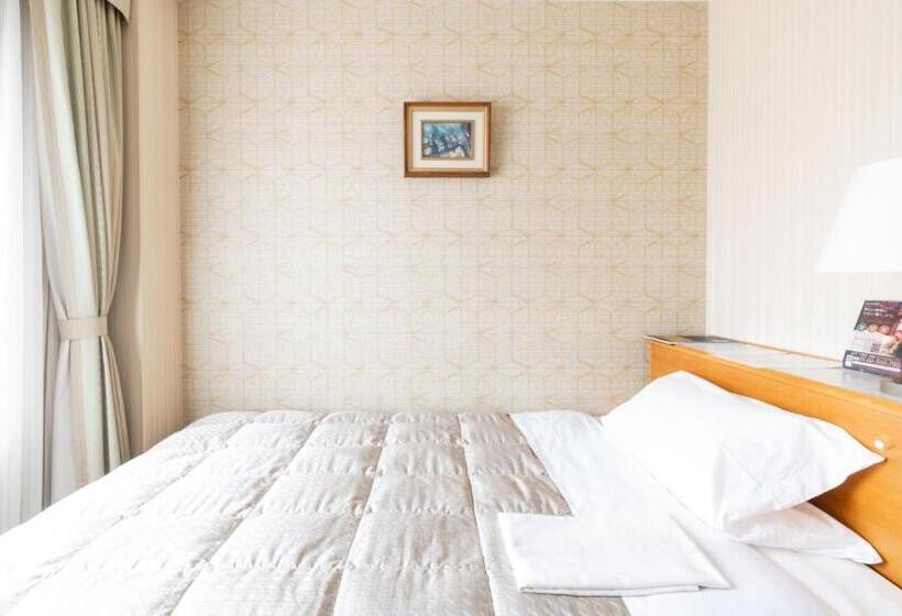 غرفة إقتصادية فردية, Okura Niigata