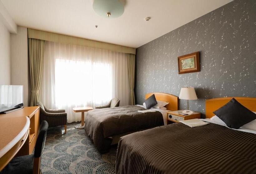 غرفة قياسية, Okura Niigata