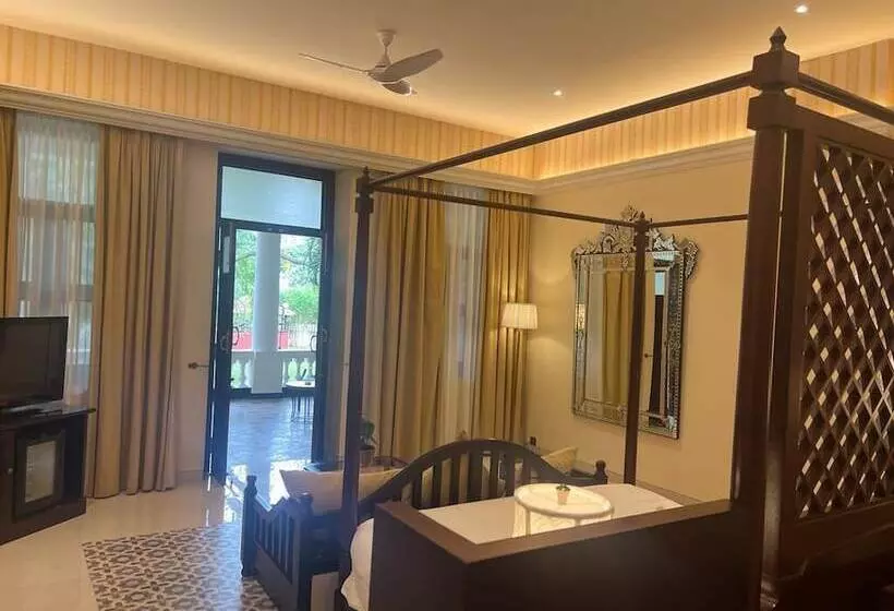 スイート, Royal Orchid Metropole Mysore