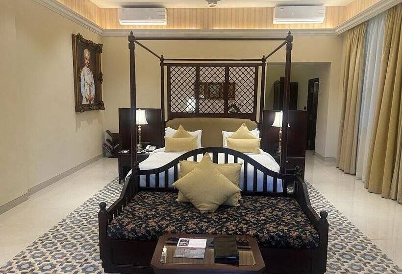 Люкс, Royal Orchid Metropole Mysore