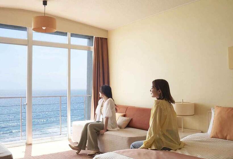 غرفة قياسية مطلّة علي البحر, Shimoda Prince
