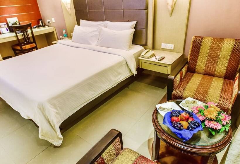 Quarto Deluxe, Swosti Grand