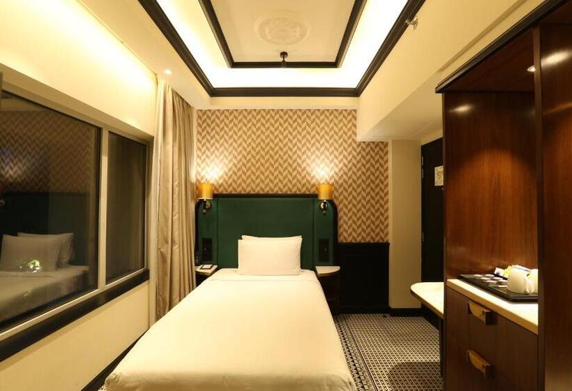 Номер Superior, The Connaught, New Delhi Ihcl Seleqtions