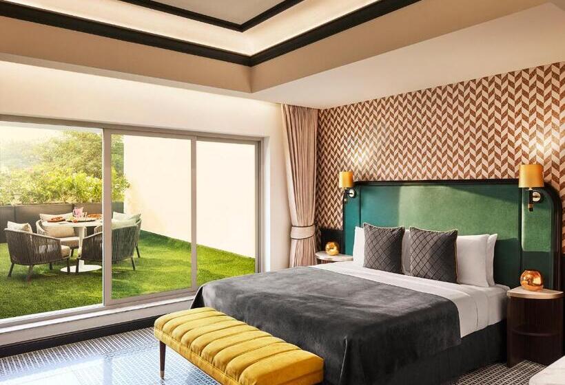 이그제큐티브 스위트 킹침대, The Connaught, New Delhi Ihcl Seleqtions