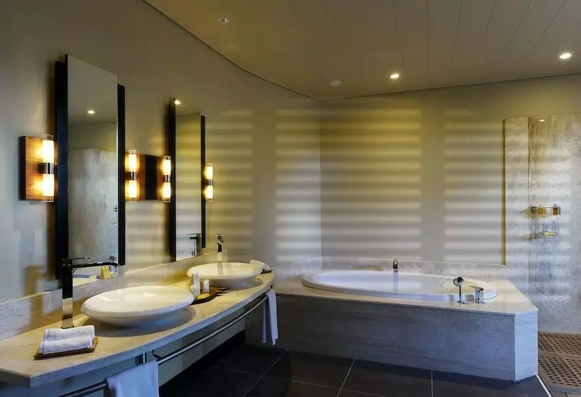سوییت با چشم‌انداز دریا, Trou Aux Biches Beachcomber Golf Resort & Spa