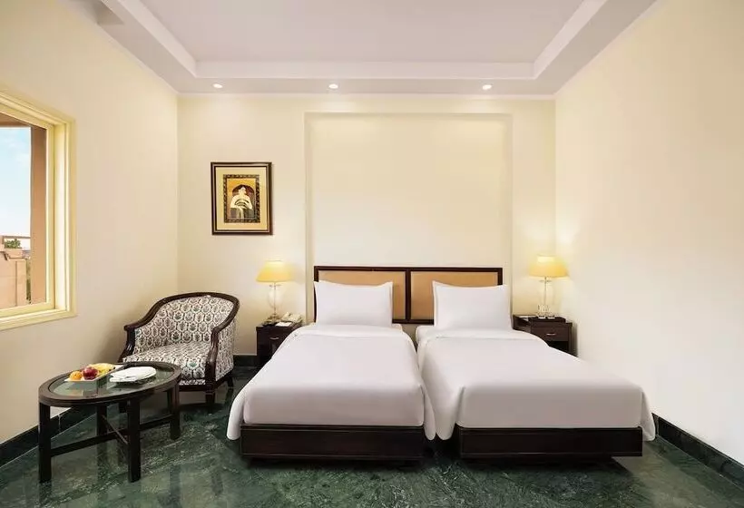 プレミアムルーム, V Sarovar Portico Mi Road Jaipur