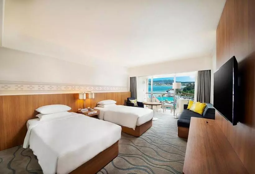 景色の見えるスーペリアルーム, Renaissance Okinawa Resort