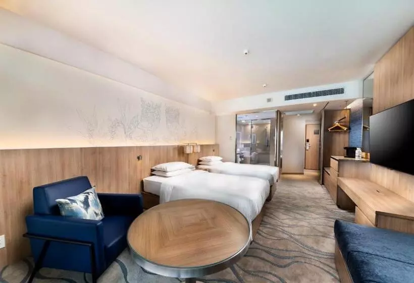 景色の見えるデラックスルーム, Renaissance Okinawa Resort
