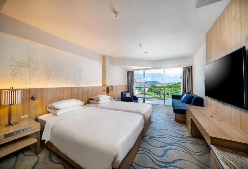 景色の見えるデラックスルーム, Renaissance Okinawa Resort