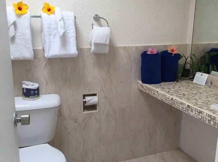 ویلای 1 خوابه با چشم‌انداز باغ, Goblin Hill Villas At San San