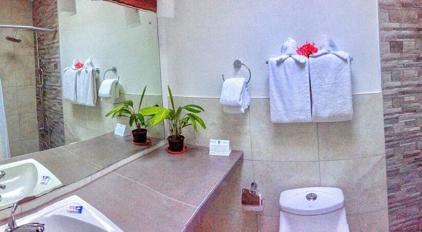 ویلای 1 خوابه با چشم‌انداز باغ, Goblin Hill Villas At San San