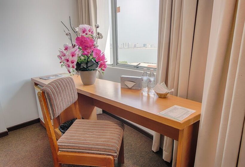 חדר סופריור, Continental