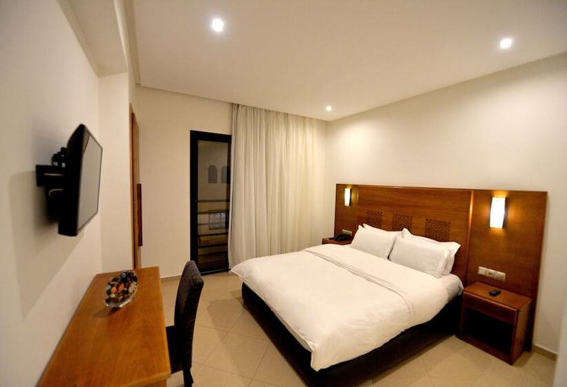 اتاق استاندارد, El Djenina