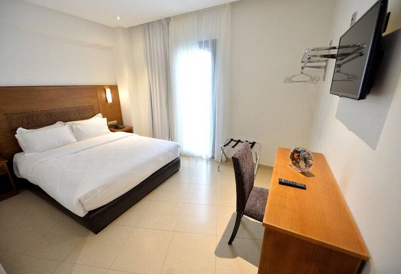 اتاق استاندارد, El Djenina