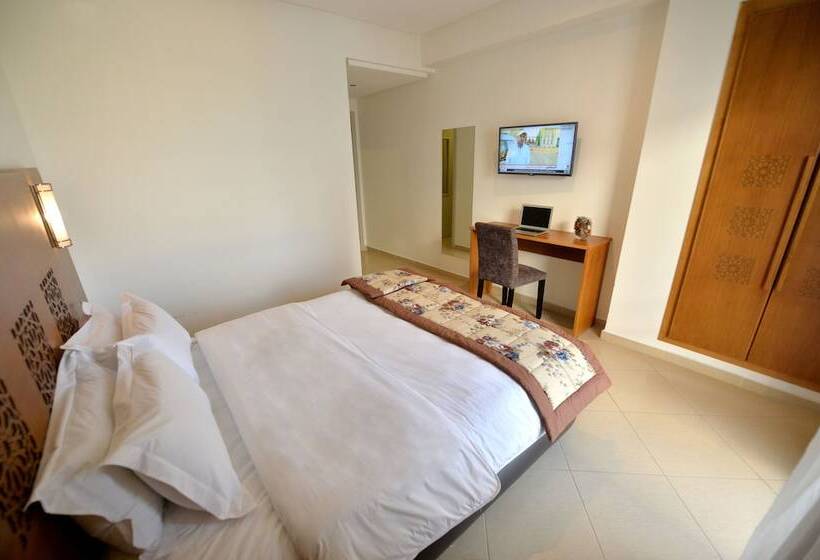 اتاق استاندارد, El Djenina