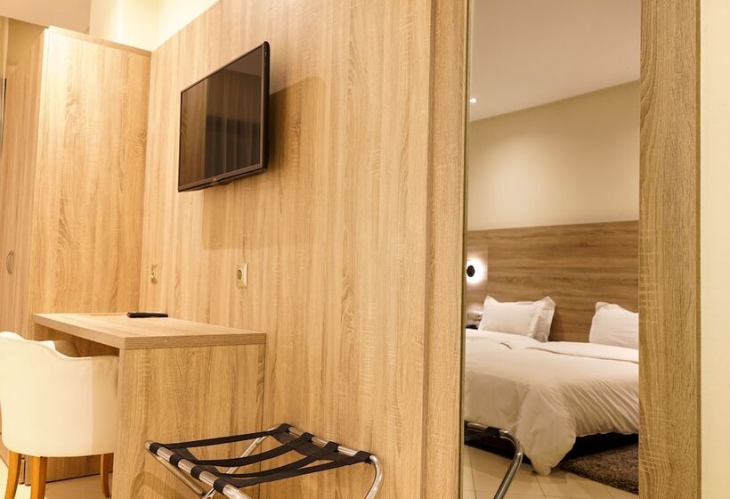 اتاق استاندارد با چشم‌انداز دریا, El Djenina