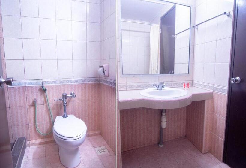 デラックスルーム, Hua Kuok Inn