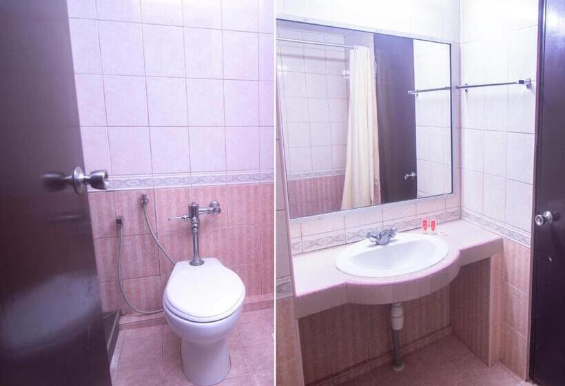 デラックスルーム, Hua Kuok Inn