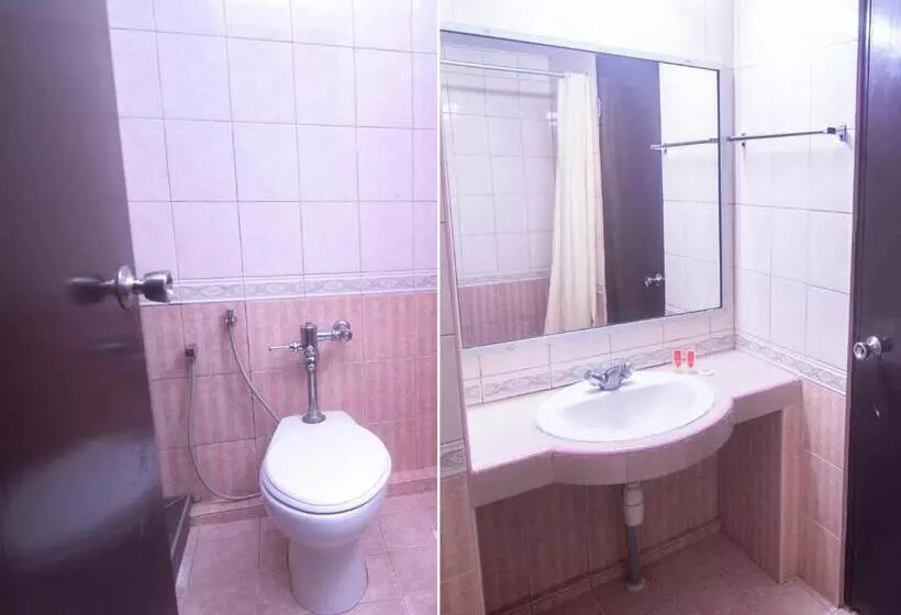اتاق لوکس, Hua Kuok Inn