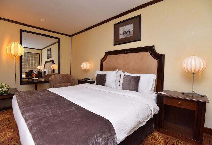 اتاق اجرایی با تخت بزرگ, Inn & Go Kuwait Plaza