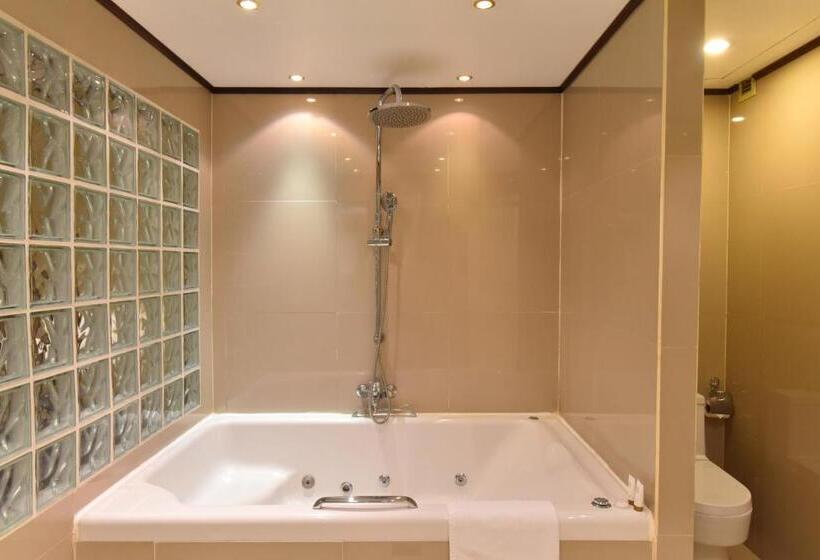 اتاق اجرایی با تخت بزرگ, Inn & Go Kuwait Plaza