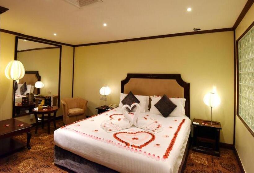 اتاق اجرایی با تخت بزرگ, Inn & Go Kuwait Plaza