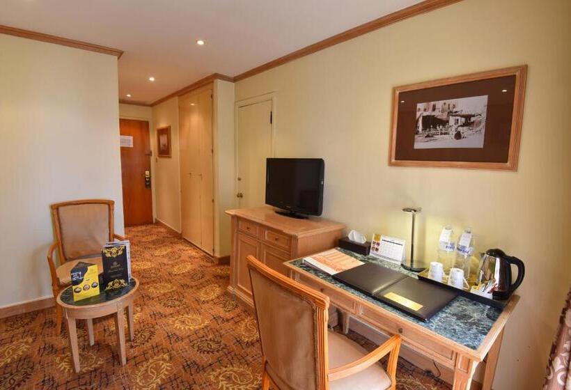 استودیوی استاندارد, Inn & Go Kuwait Plaza