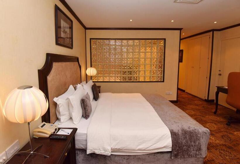 اتاق اجرایی با تخت بزرگ, Inn & Go Kuwait Plaza