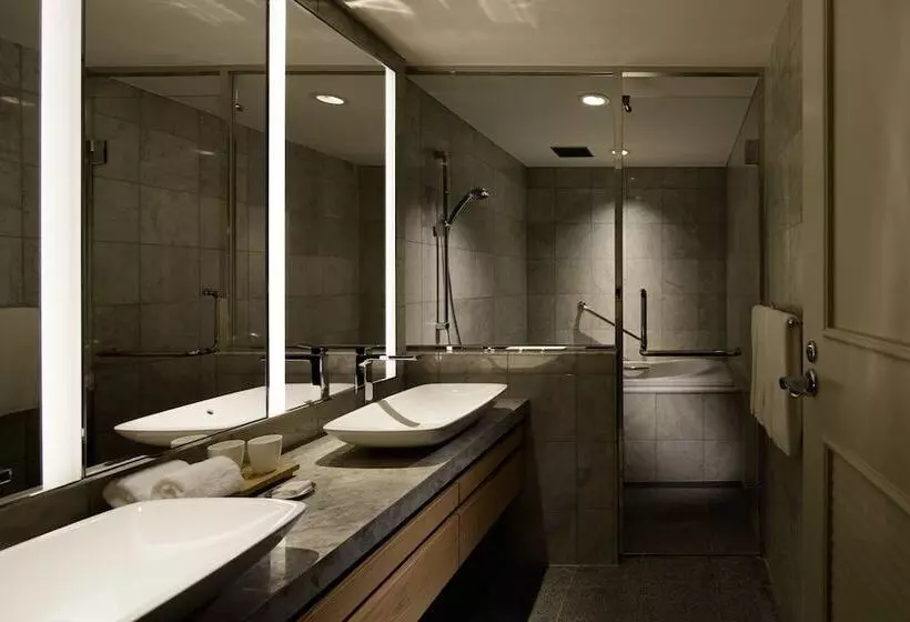 Club-sviitti, Keio Plaza Hotel Tokyo