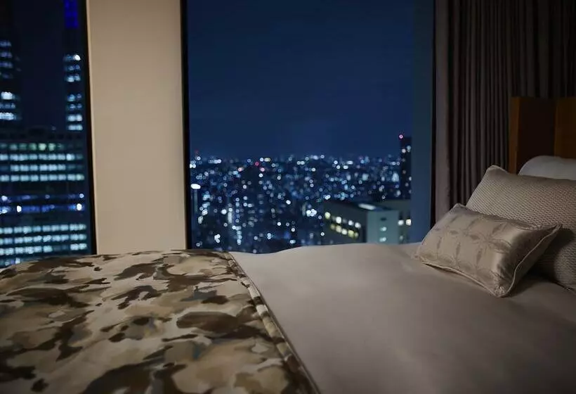 Club-sviitti, Keio Plaza Hotel Tokyo