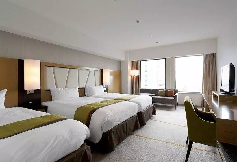 Deluxe Kolmen Hengen Huone, Keio Plaza Hotel Tokyo