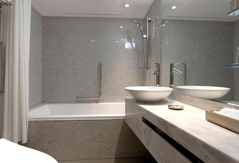 플러스 스탠다드 룸, Keio Plaza Hotel Tokyo