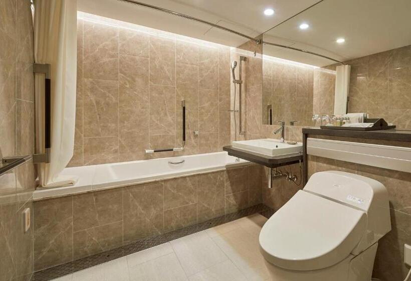 장애인용 디럭스룸, Keio Plaza Hotel Tokyo