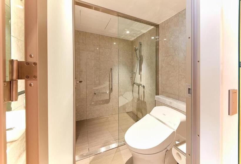 اتاق لوکس خانوادگی, Keio Plaza Hotel Tokyo