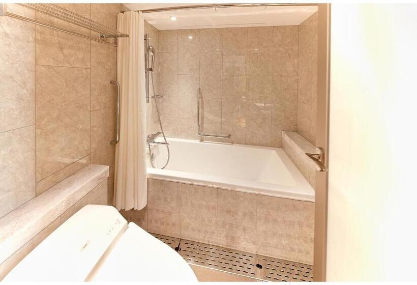 디럭스 패밀리 룸, Keio Plaza Hotel Tokyo