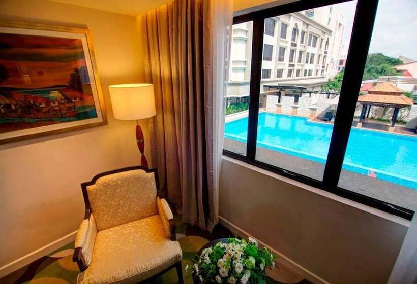 带泳池景观的优质房间, Perdana Kota Bharu