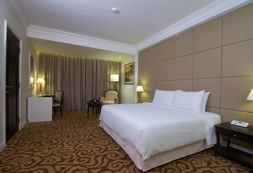 带泳池景观的优质房间, Perdana Kota Bharu