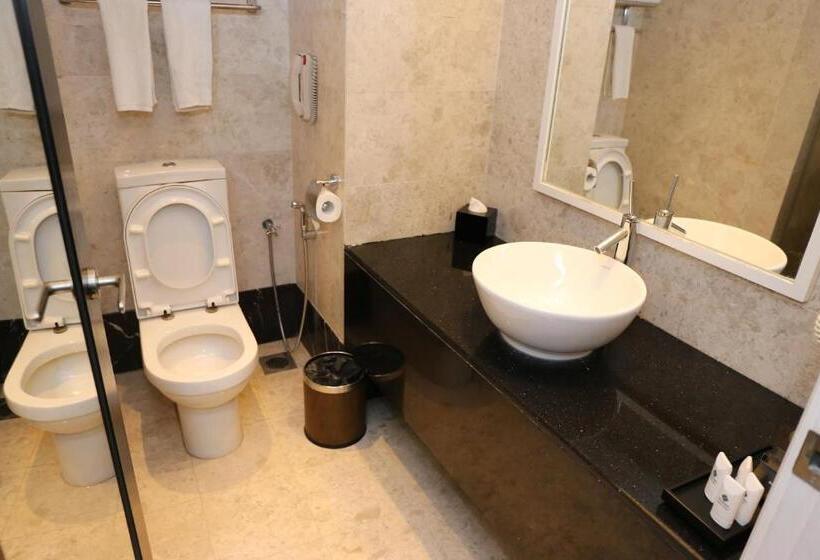 带泳池景观的优质房间, Perdana Kota Bharu