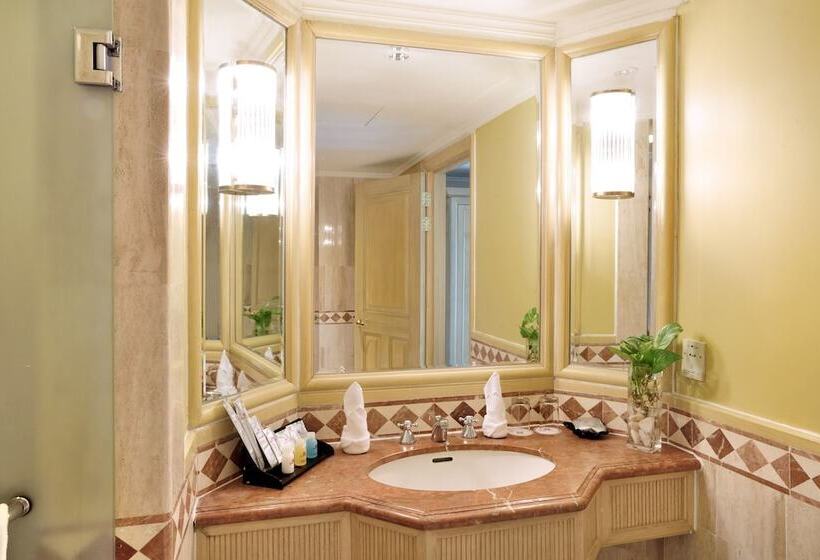 סוויטה אקזקיוטיב, Royal Penang