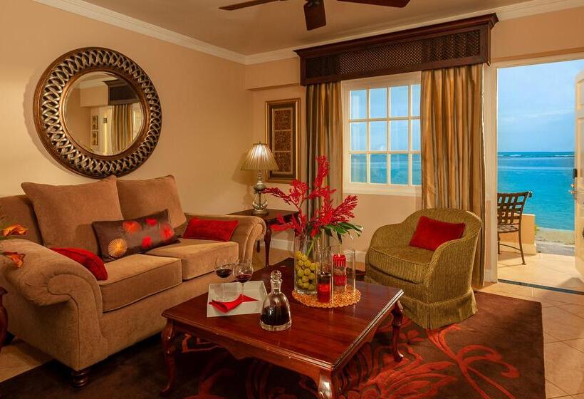 سوئیت رویال, Sandals Royal Caribbean   All Inclusive Couples Only