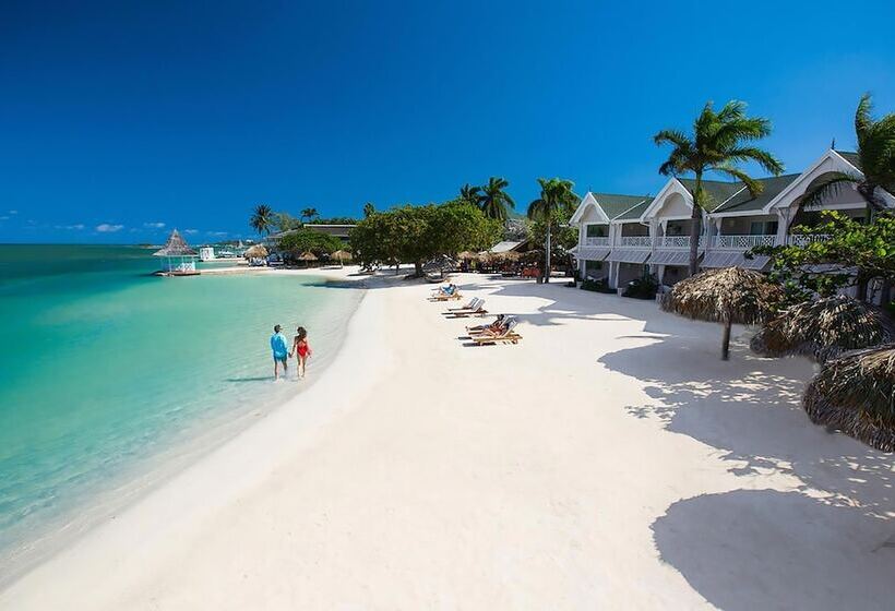 Deluxe Suite Sea View, Sandals Royal Caribbean   All Inclusive Couples Only