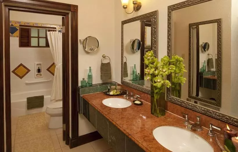 Royal-sviitti, Sandals Royal Plantation All Inclusive Couples Only