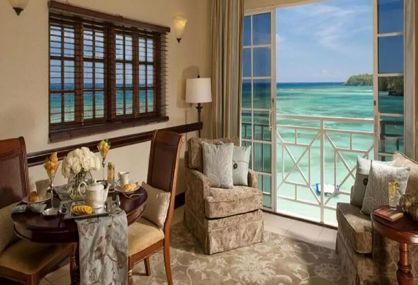 Royal-sviitti, Sandals Royal Plantation All Inclusive Couples Only