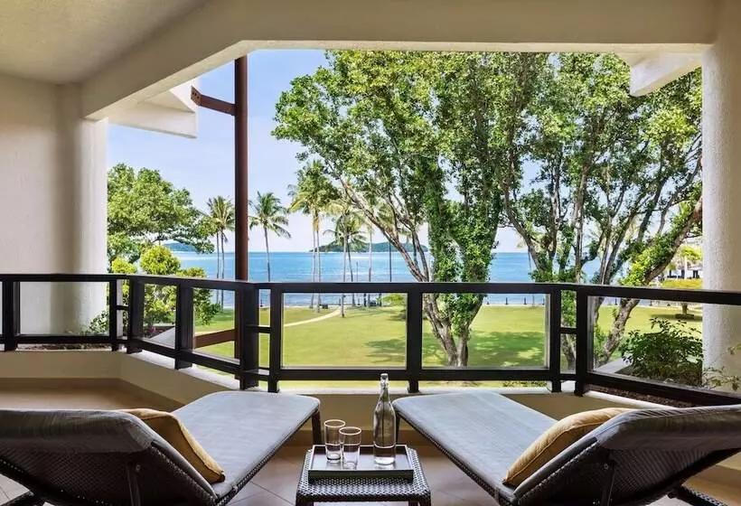سوئیت اجرایی با چشم‌انداز دریا, Shangri La Tanjung Aru, Kota Kinabalu
