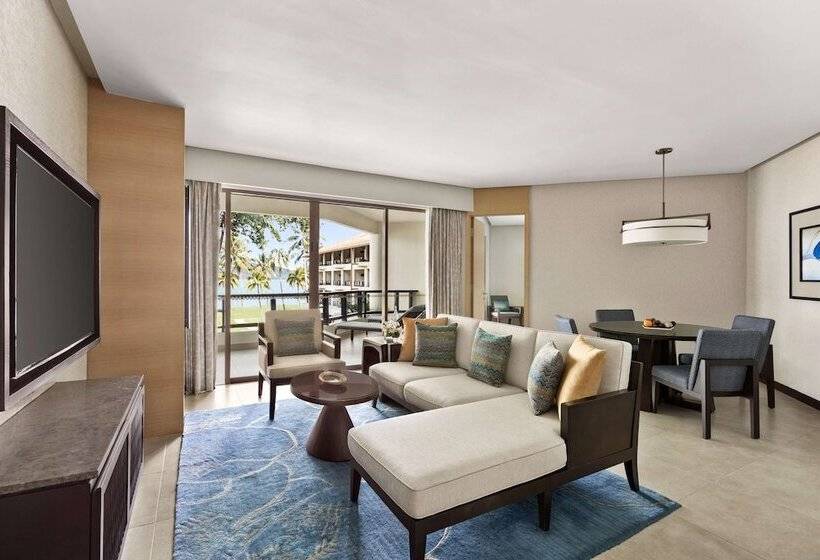 סוויטת אקזקיוטיב נוף לים, Shangri La Tanjung Aru, Kota Kinabalu