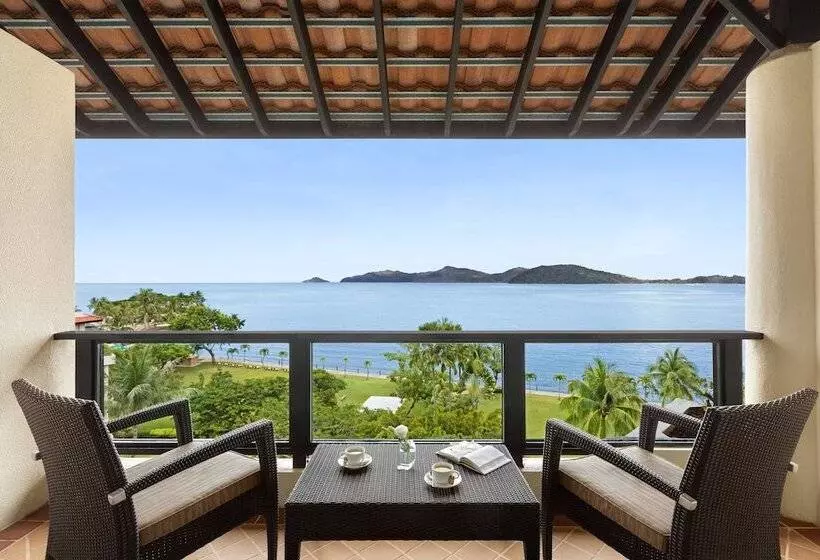 اتاق استاندارد با چشم‌انداز دریا, Shangri La Tanjung Aru, Kota Kinabalu
